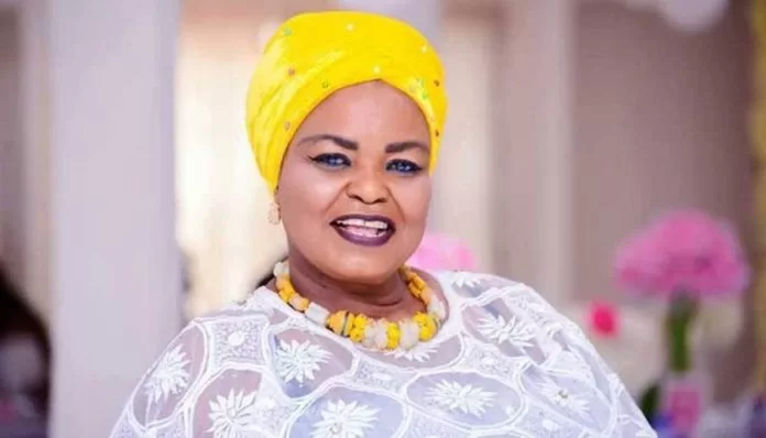 Veteran actress Auntie Bee states condition under which she’ll date again