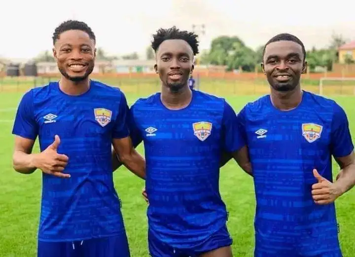 Hearts of Oak has completed the signing of three Asekem FC players